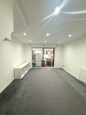 Barnes Avenue, Southall, Image 1