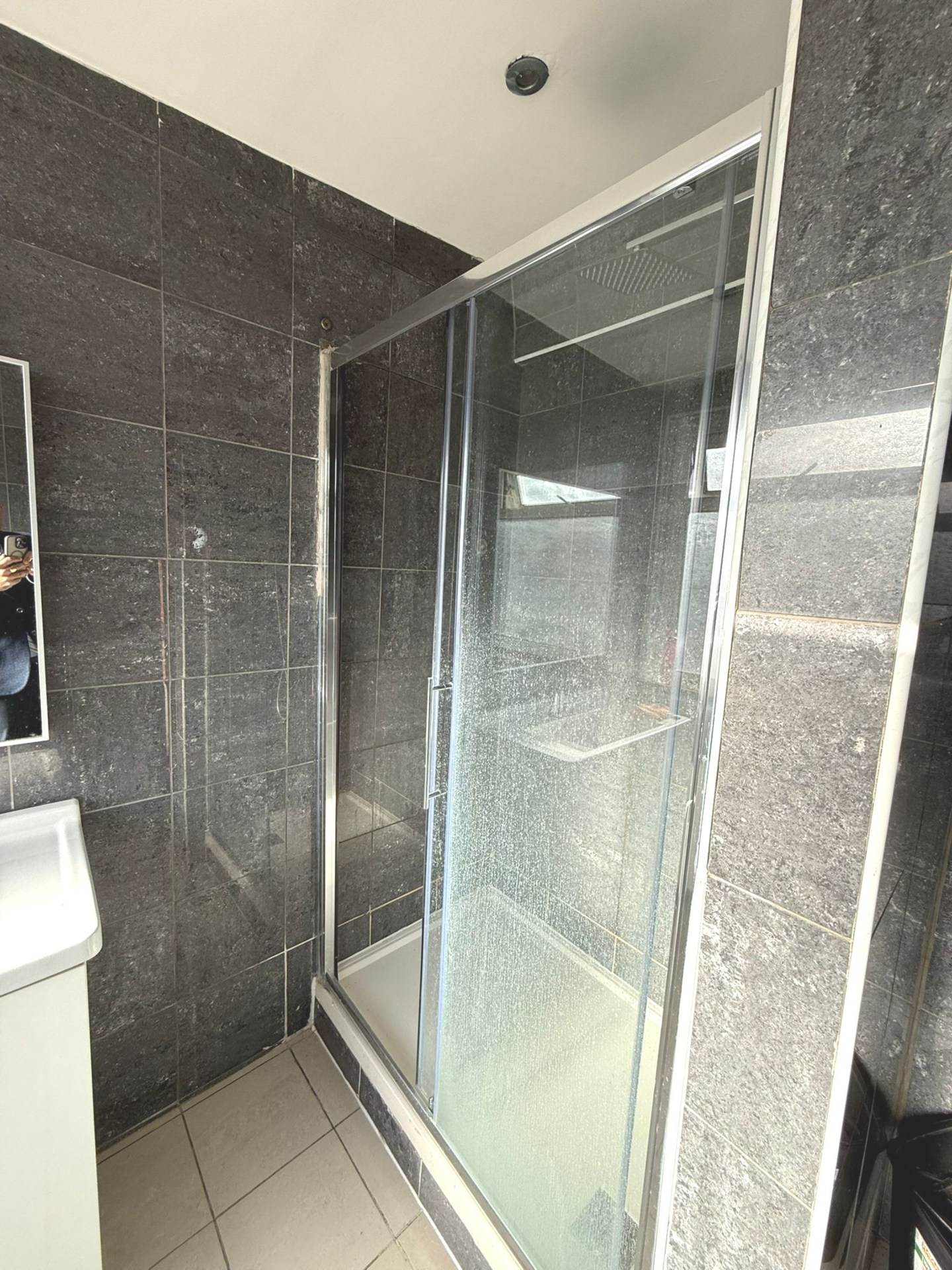 Springwell Road, Heston, Image 19