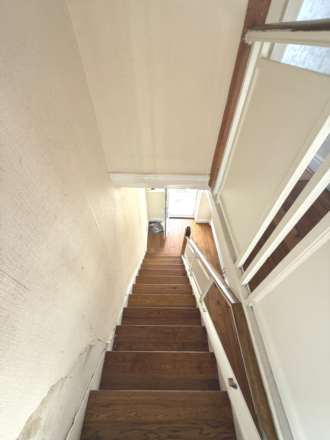 Springwell Road, Heston, Image 10