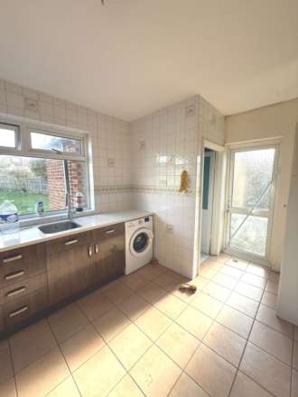 Springwell Road, Heston, Image 3