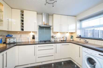 3 Bedroom Semi-Detached, Fir Tree Avenue, Wallingford