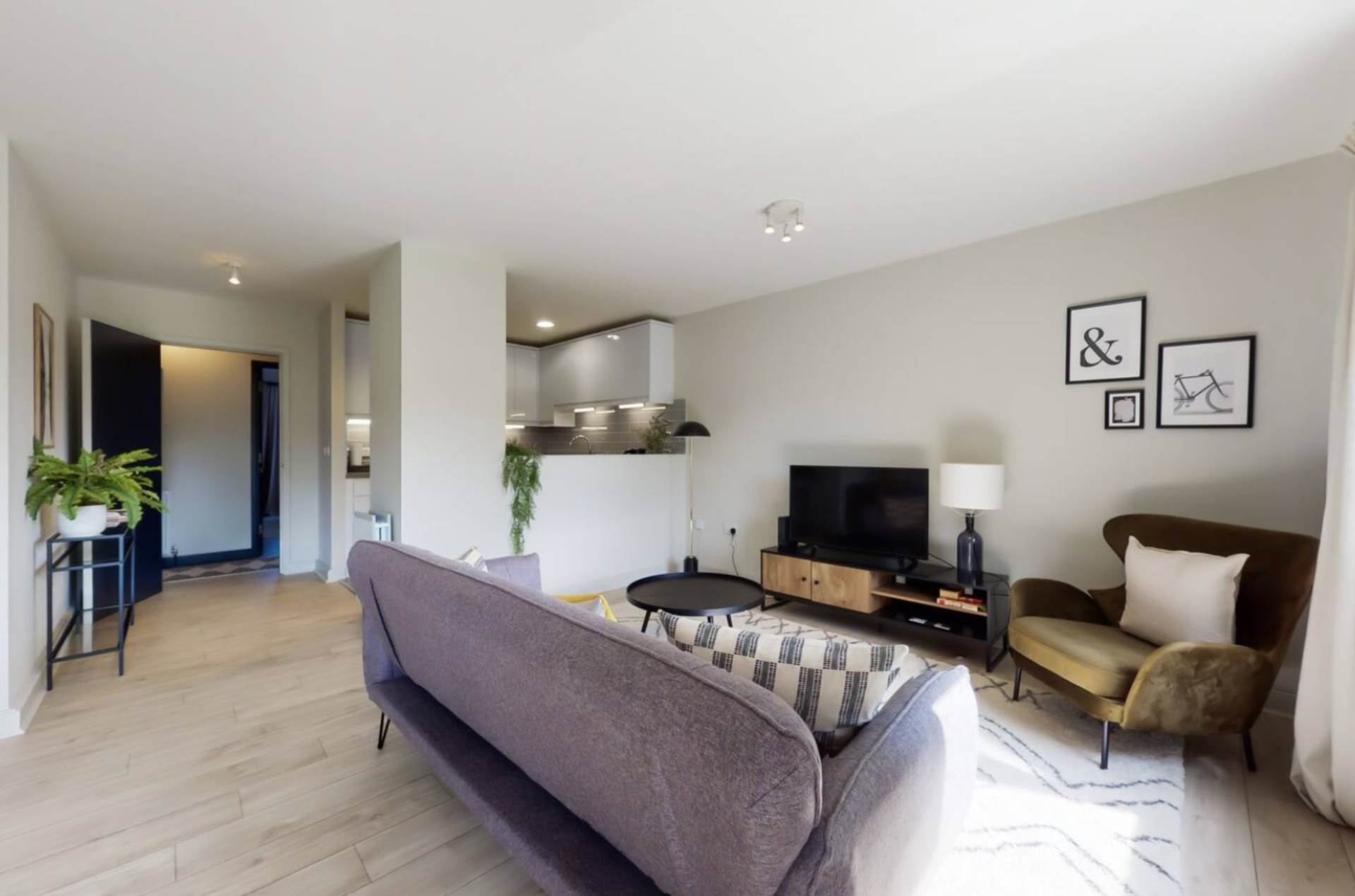 Westpoint Apartments, London, Image 2