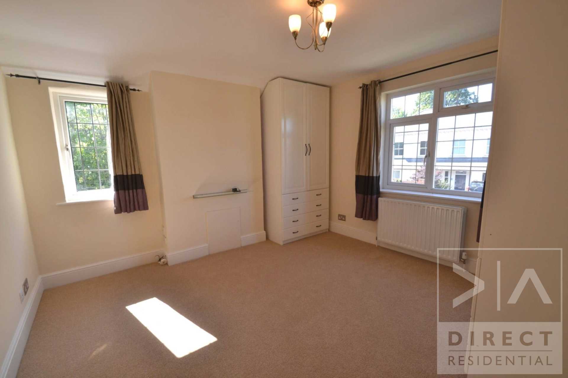 Windmill Lane, Epsom, KT17 1HY, Image 10