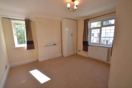 Windmill Lane, Epsom, KT17 1HY, Image 10