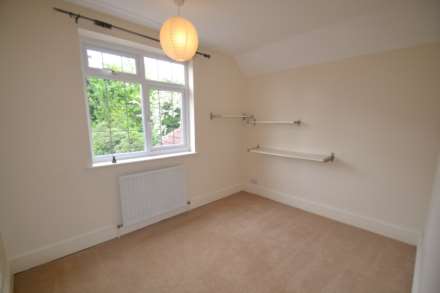 Windmill Lane, Epsom, KT17 1HY, Image 11