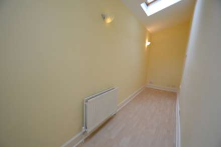 Windmill Lane, Epsom, KT17 1HY, Image 9