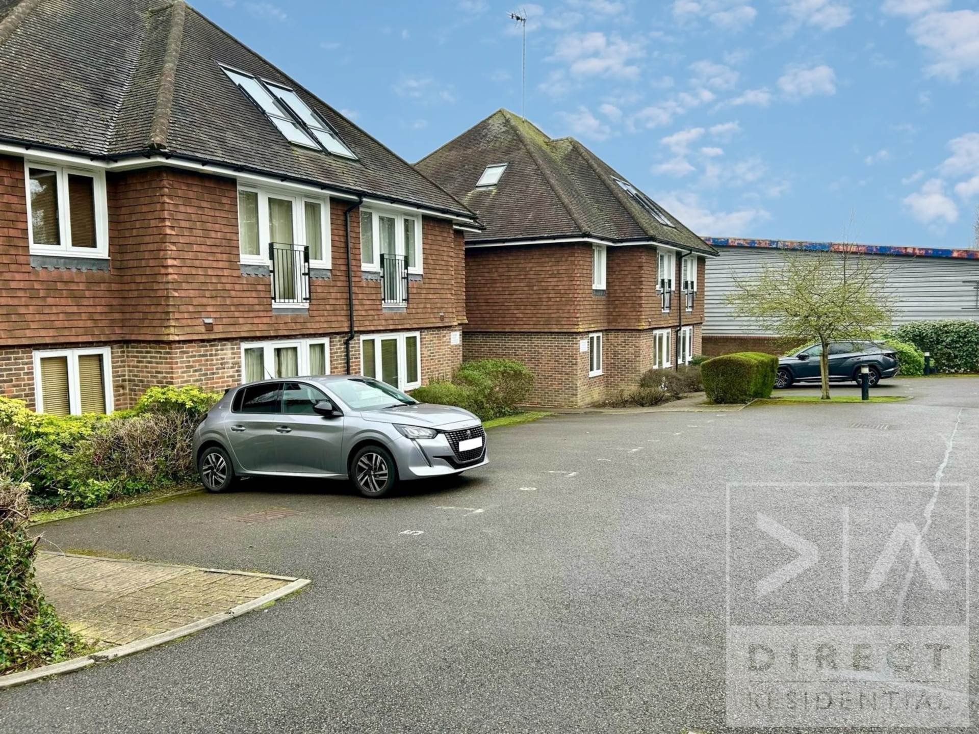 Randalls Road, Leatherhead, KT22 7UH, Image 10