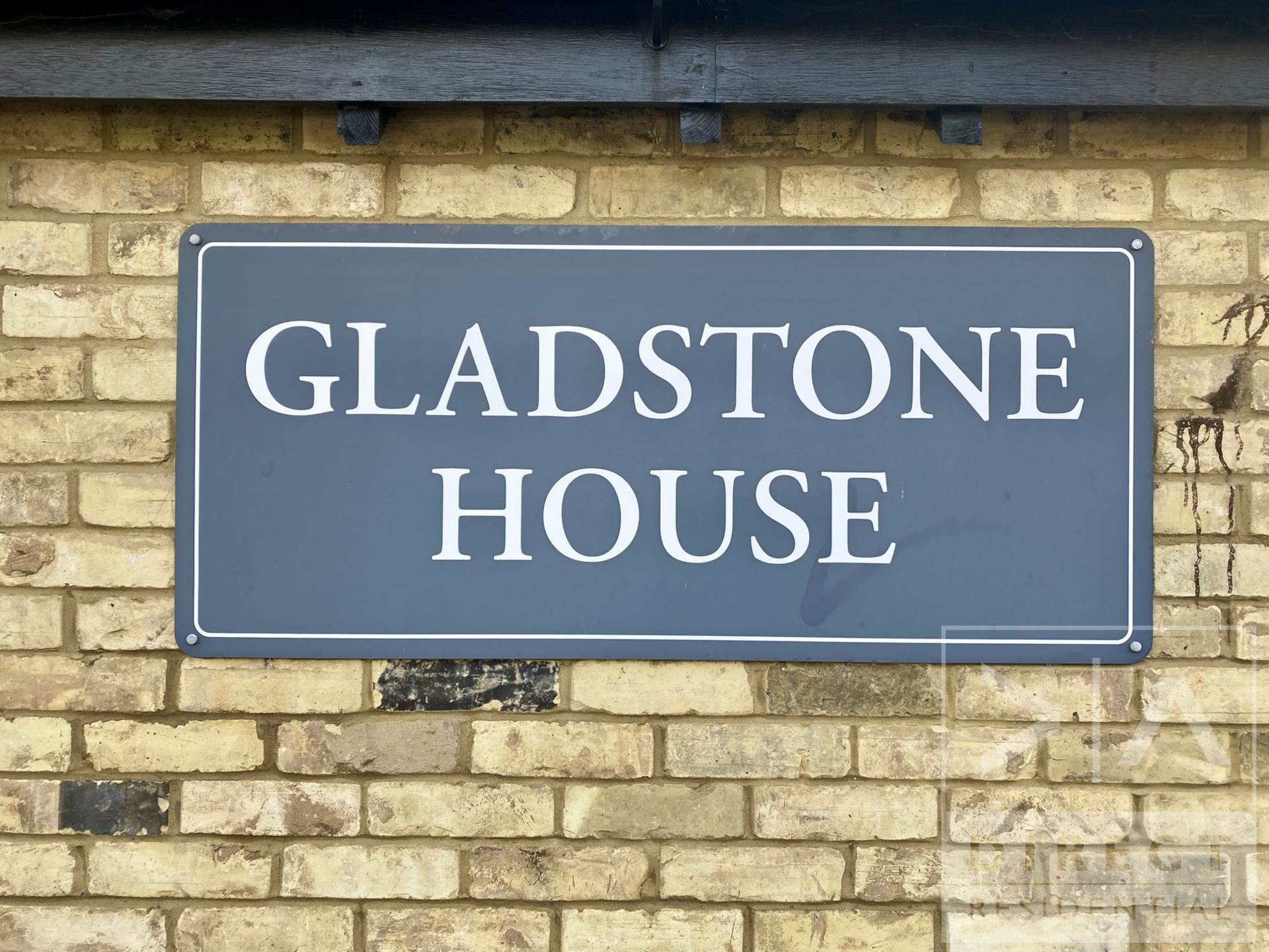 Horton Crescent, Epsom, KT19 8BW, Image 2