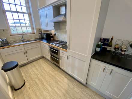 Horton Crescent, Epsom, KT19 8BW, Image 3