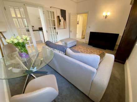 Horton Crescent, Epsom, KT19 8BW, Image 6