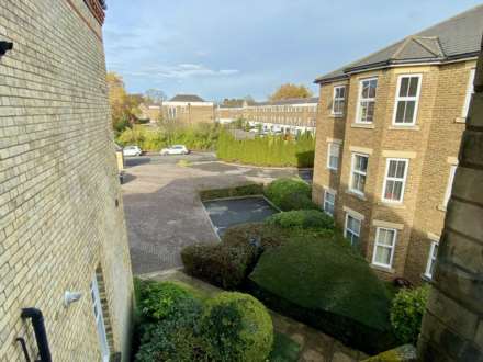 Horton Crescent, Epsom, KT19 8BW, Image 7