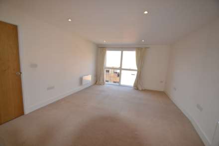Church Street, Epsom, KT17 4NP, Image 3