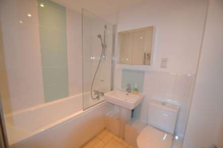 Church Street, Epsom, KT17 4NP, Image 6