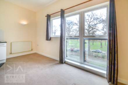 Park View Road, Leatherhead, KT22 7GG, Image 9
