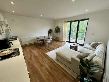 Upper High Street, Epsom, KT17 4RA, Image 2
