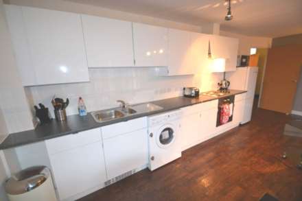 Station Approach, Epsom, KT19 8DL, Image 1