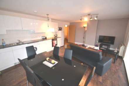 Station Approach, Epsom, KT19 8DL, Image 2