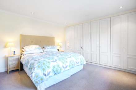 Park Lane, Ashtead, KT21 1DW, Image 9