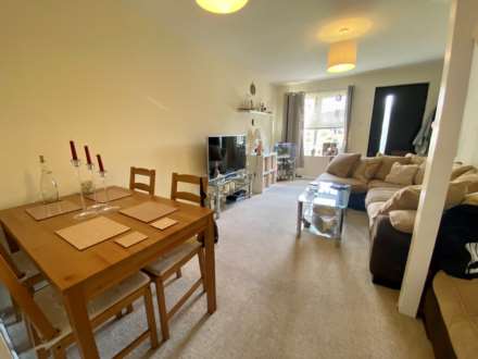 Hawthorne Place, Epsom, KT17 4AA, Image 3