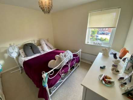 Hawthorne Place, Epsom, KT17 4AA, Image 6