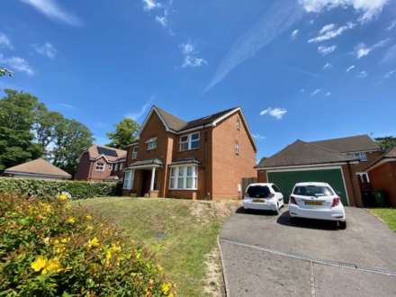 7 Bedroom Detached, Quarry Gardens, Leatherhead, KT22 8UE