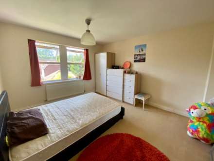 Quarry Gardens, Leatherhead, KT22 8UE, Image 12