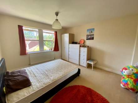 Quarry Gardens, Leatherhead, KT22 8UE, Image 12