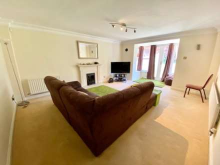 Quarry Gardens, Leatherhead, KT22 8UE, Image 5