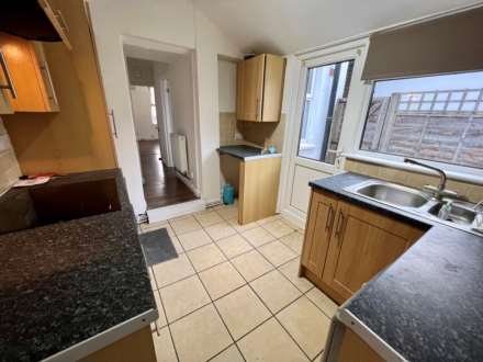 Adelphi Road, Epsom, KT17 1JB, Image 4