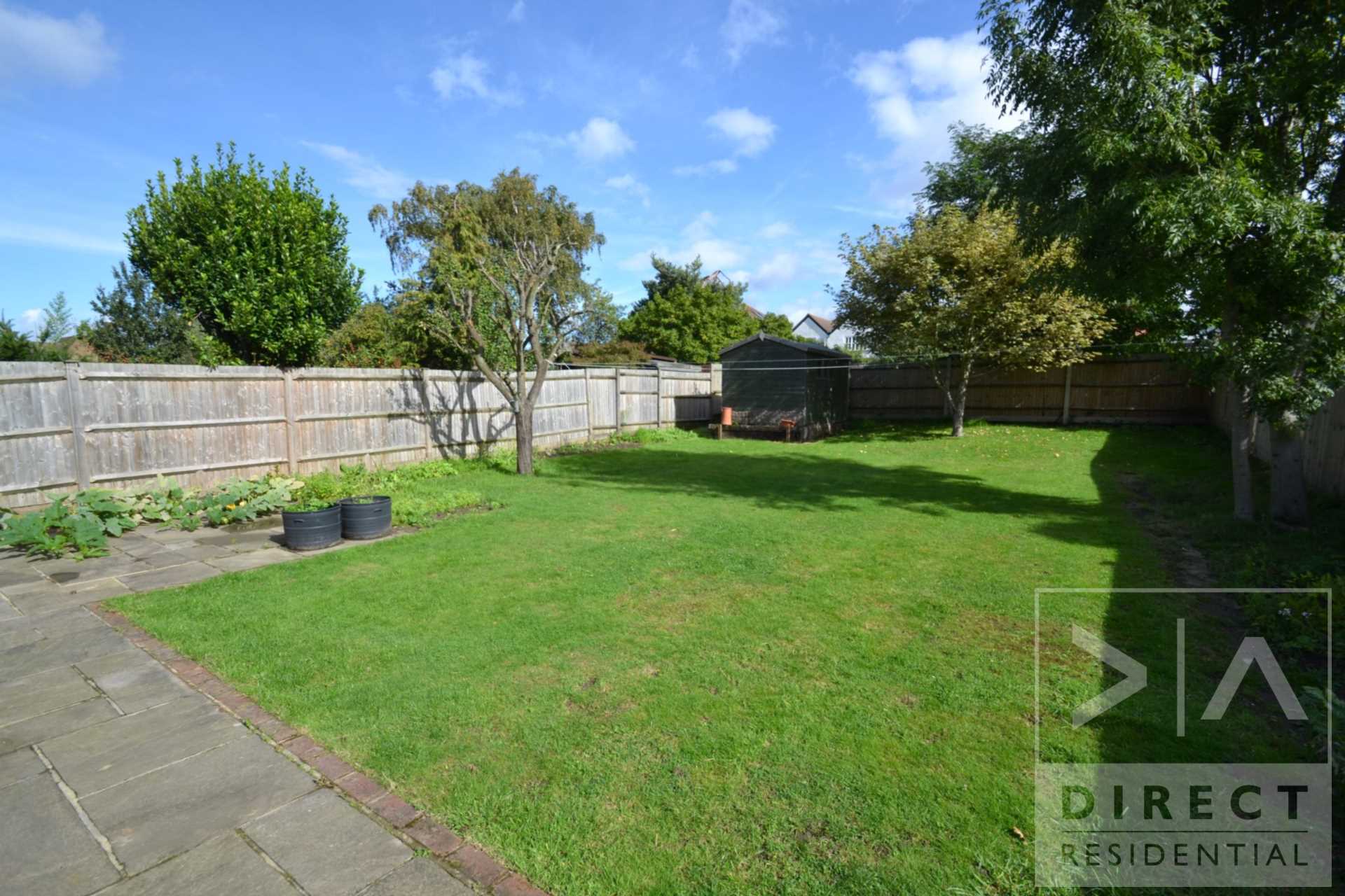 West Gardens, Epsom, KT17 1NQ, Image 11