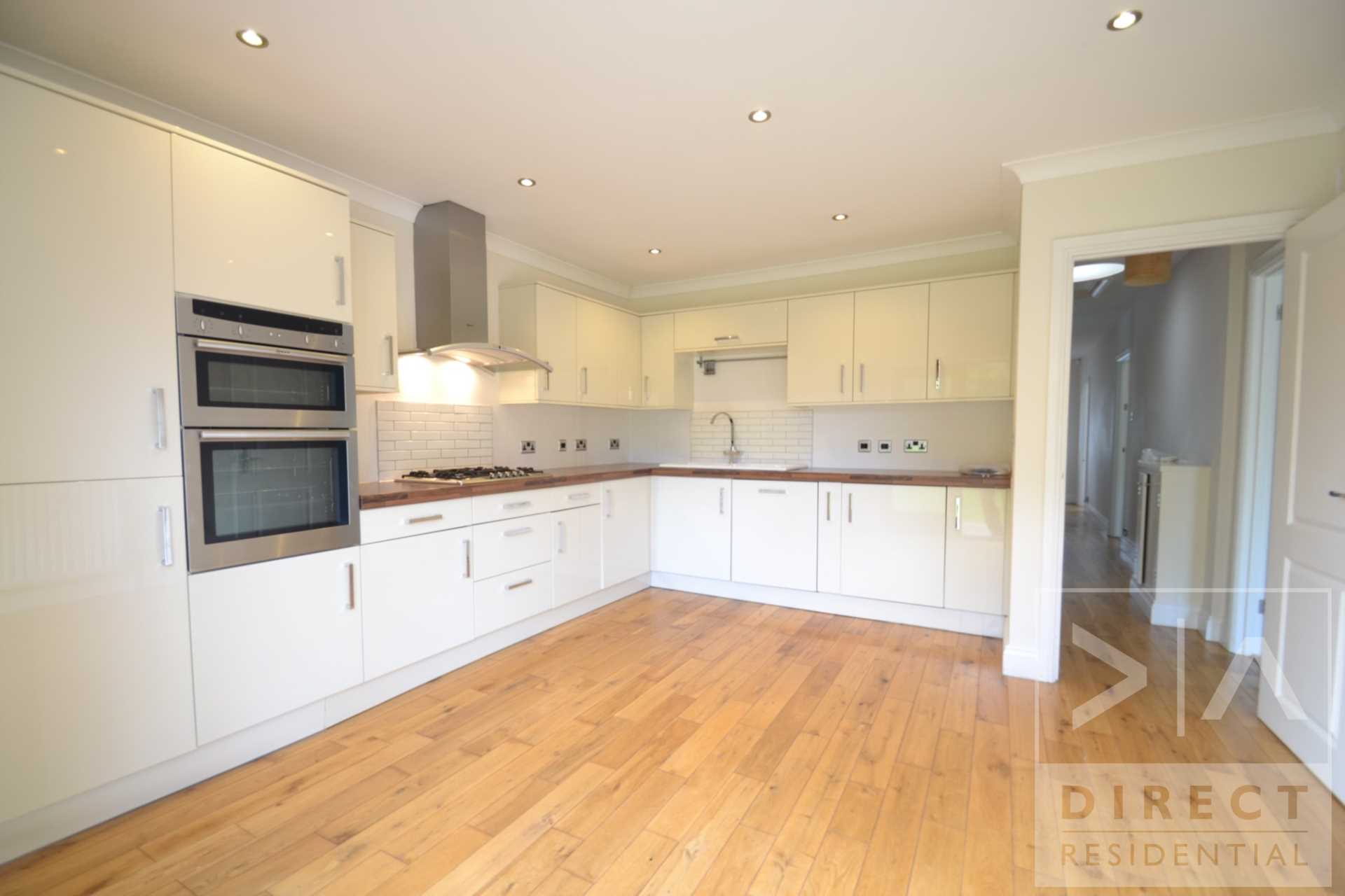 West Gardens, Epsom, KT17 1NQ, Image 3