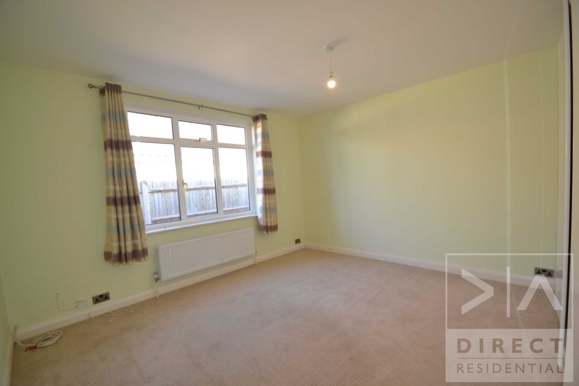 West Gardens, Epsom, KT17 1NQ, Image 6