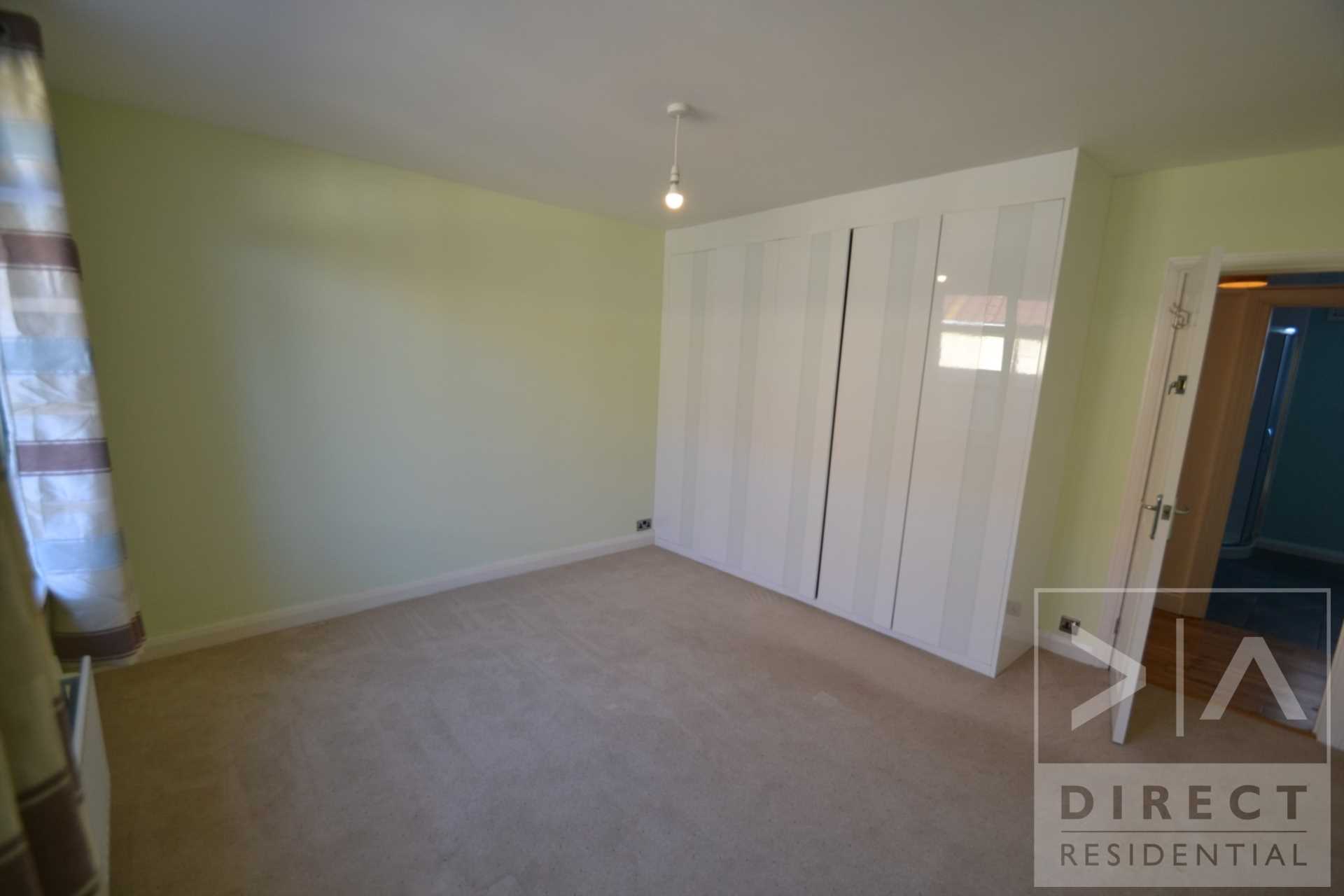 West Gardens, Epsom, KT17 1NQ, Image 7