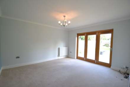 West Gardens, Epsom, KT17 1NQ, Image 2