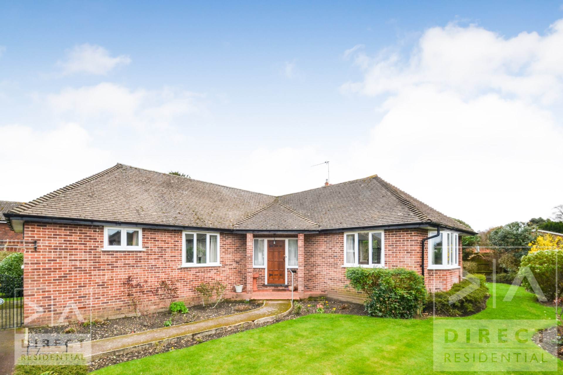 Quennell Close, Ashtead, KT21 2AW, Image 2