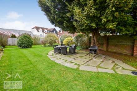 Property For Rent Quennell Close, Ashtead