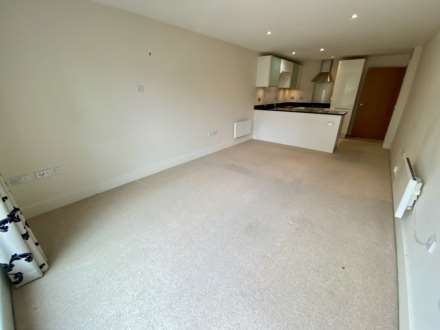 Church Street, Epsom, KT17 4NP, Image 5