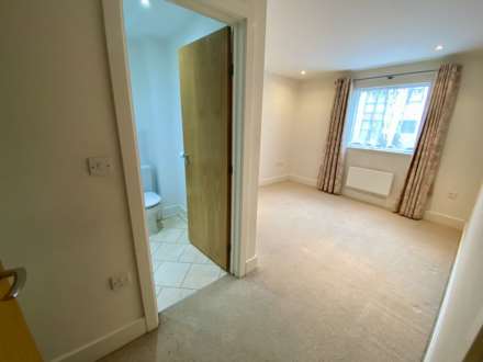 Church Street, Epsom, KT17 4NP, Image 9
