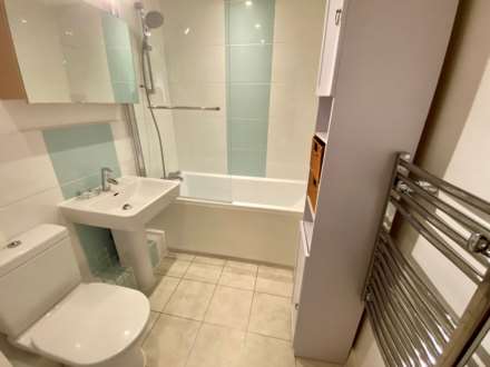 Church Street, Epsom, KT17 4NR, Image 6