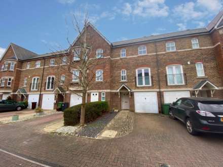 Cavendish Walk, Epsom, KT19 8AP, Image 2