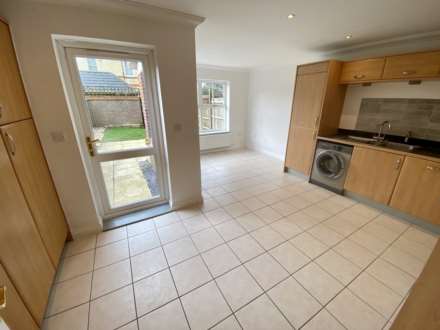 Cavendish Walk, Epsom, KT19 8AP, Image 4