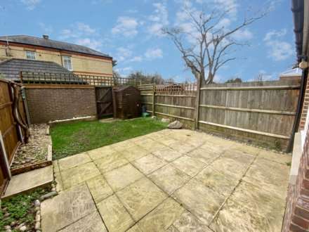 Cavendish Walk, Epsom, KT19 8AP, Image 7