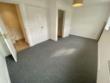 Cavendish Walk, Epsom, KT19 8AP, Image 8