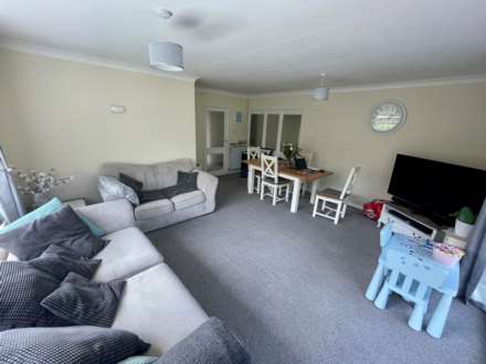 Mead End, Ashtead, KT21 1NQ, Image 3