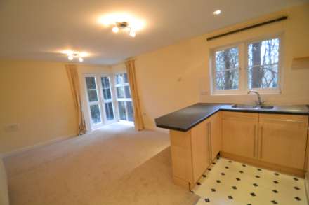 Revere Way, Epsom, KT19 9RJ, Image 4