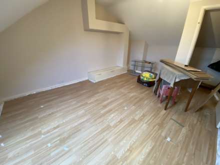 Middle Lane, Epsom, KT17 1EG, Image 13