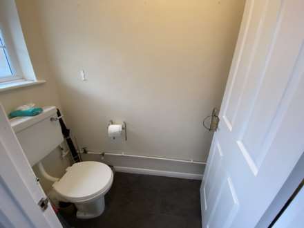 Middle Lane, Epsom, KT17 1EG, Image 6