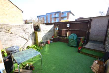 Middle Lane, Epsom, KT17 1EG, Image 7