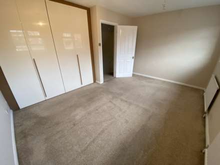 Middle Lane, Epsom, KT17 1EG, Image 9