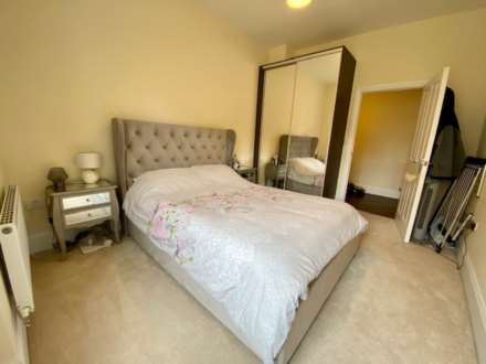Greenbank Court, Sherwood Way, KT19 8LQ, Image 10